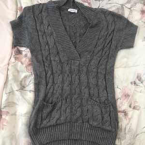 3/$20 Calvin Klein sweater shirt